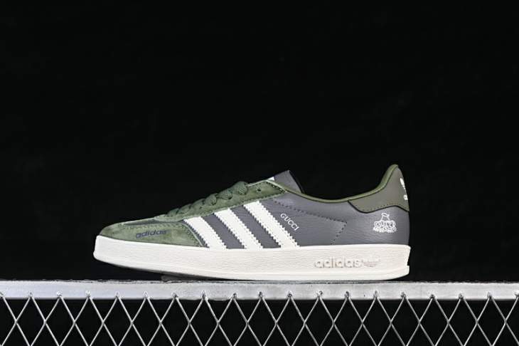 Picture of Adidas Gazelle _SKUfw22254538479874359fw